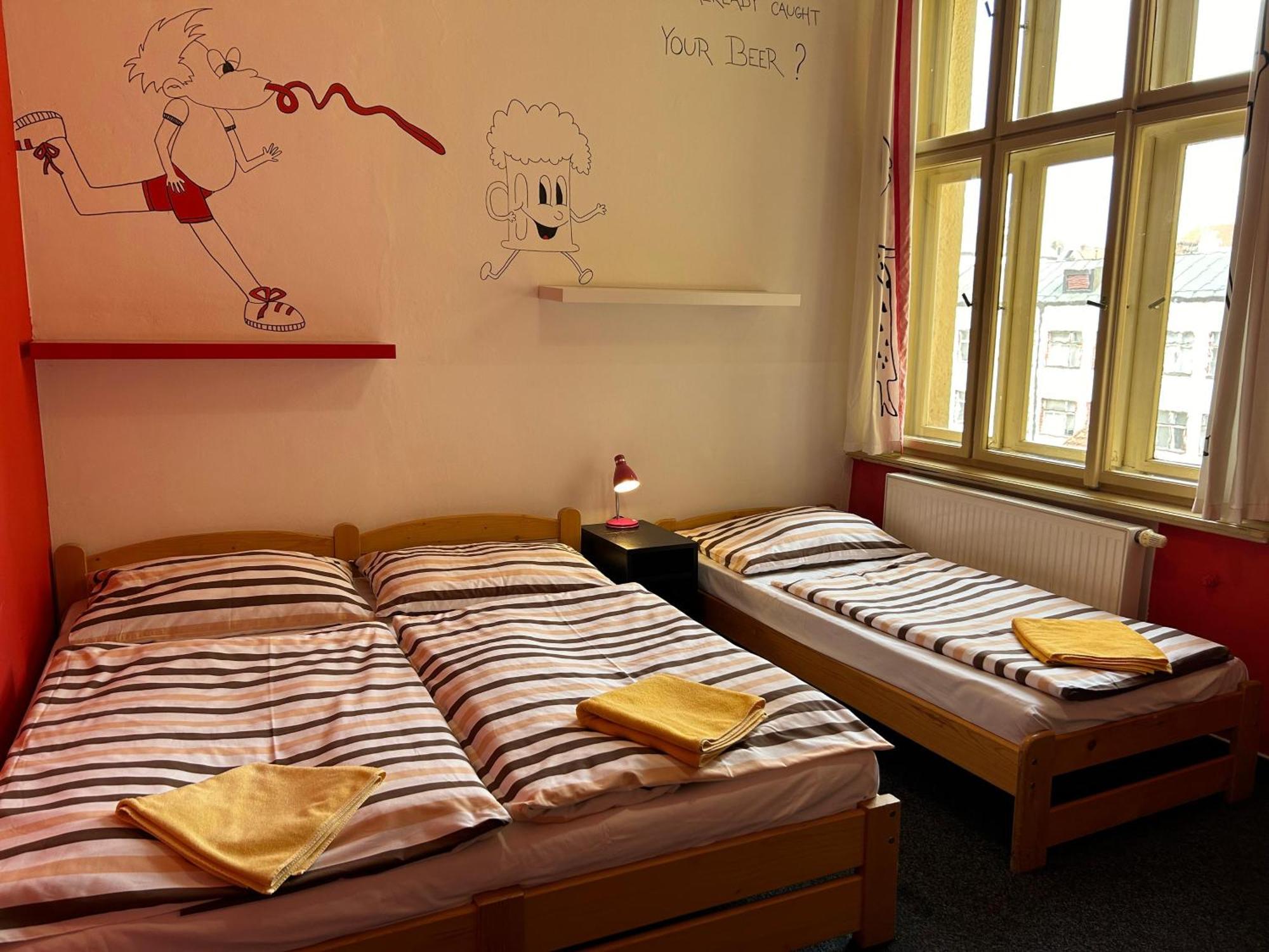 Hostel Downtown Praga Exterior foto
