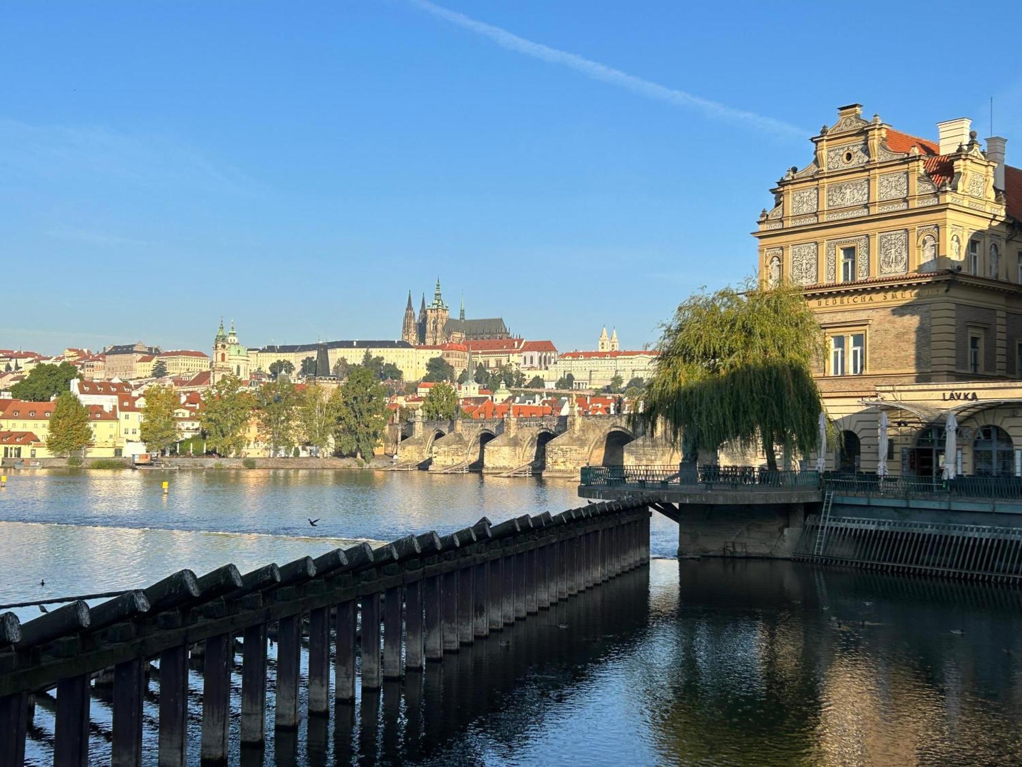 Hostel Downtown Praga Exterior foto
